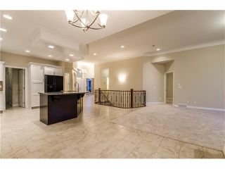 Photo 14: 129 SIMCOE Crescent SW in Calgary: Signal Hill House for sale : MLS®# C4106830