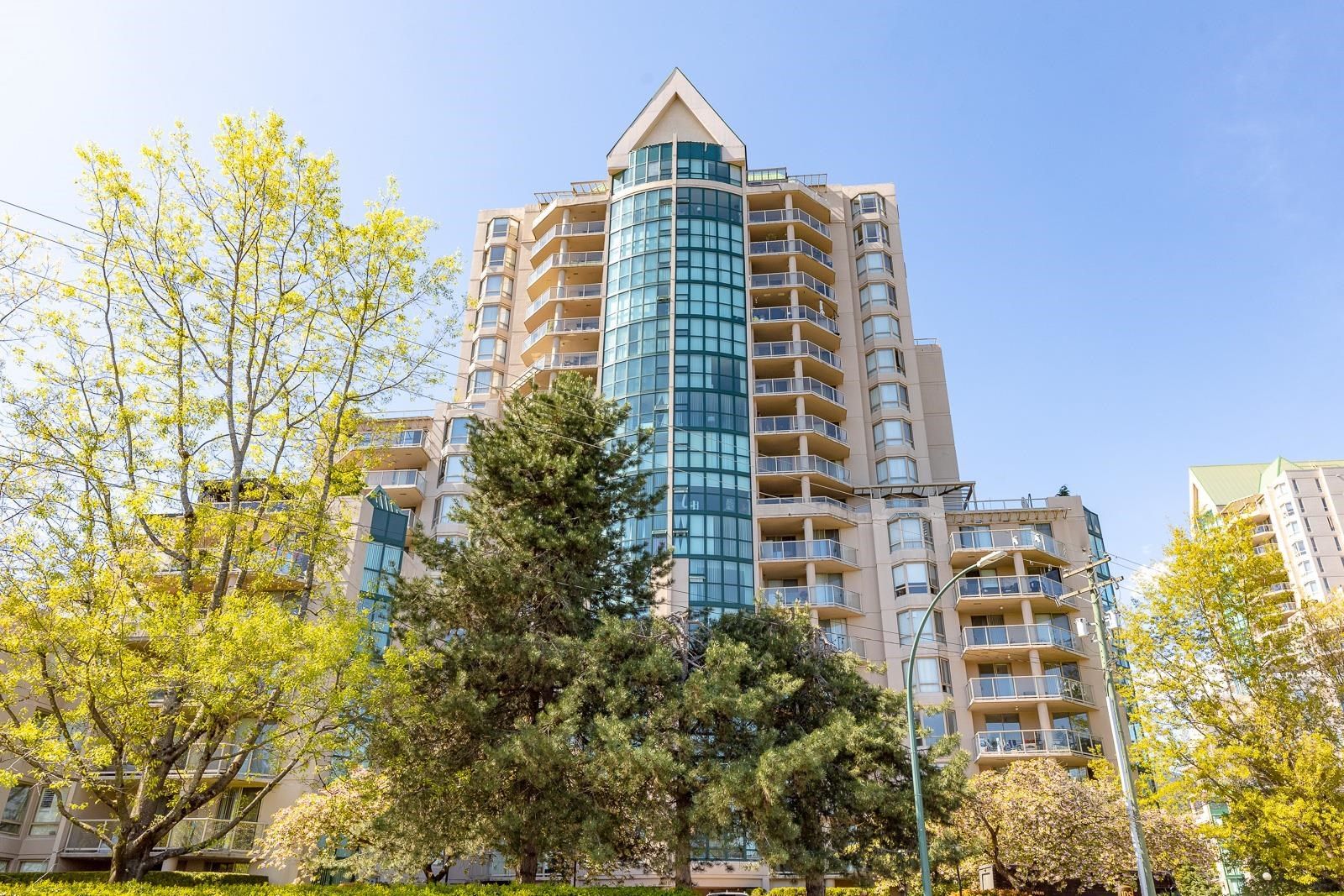 Main Photo: 206 1190 PIPELINE Road in Coquitlam: North Coquitlam Condo for sale in "The Mackenzie at Westwood Place" : MLS®# R2775926