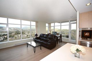 Photo 2: 2307 3102 WINDSOR Gate in Coquitlam: New Horizons Condo for sale : MLS®# R2029276
