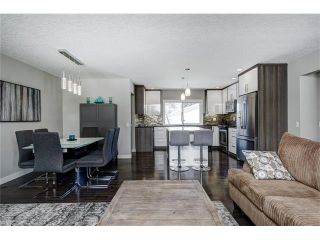 Photo 13: 300 BRACEWOOD Road SW in Calgary: Braeside House for sale : MLS®# C4107454