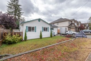 Photo 2: 32622 EGGLESTONE Avenue in Mission: Mission BC House for sale : MLS®# R2733937
