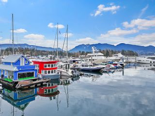 Photo 21: B17 1525 COAL HARBOUR QUAY in Vancouver: Coal Harbour House for sale in "Coal Harbour Marina" (Vancouver West)  : MLS®# R2863009
