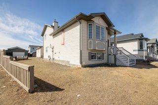Photo 6: 176 Martinvalley Road NE in Calgary: Martindale Detached for sale : MLS®# A1196388