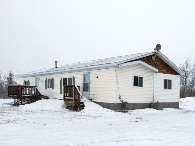 Main Photo: 5246 PEACEVIEW Road in Fort St. John: Fort St. John - Rural E 100th Manufactured Home for sale in "NORTH TAYLOR" (Fort St. John (Zone 60))  : MLS®# N233162