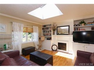 Photo 9: 2238 Edgelow St in VICTORIA: SE Arbutus Half Duplex for sale (Saanich East)  : MLS®# 658376