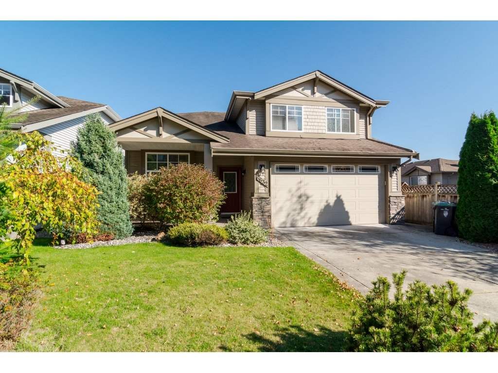 Main Photo: 6632 206 Street in Langley: Willoughby Heights House for sale in "BERKSHIRE" : MLS®# R2113542