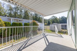 Photo 5: 26 2270 196 Street in Langley: Brookswood Langley Manufactured Home for sale in "PINE RIDGE PARK" : MLS®# R2820366