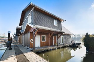 Main Photo: 8 750 SOUTH DYKE Road in New Westminster: Queensborough House for sale in "QUEENSGATE MARINA" : MLS®# R2849168