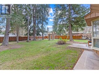 Photo 3: 330 25th Street NE in Salmon Arm: House for sale : MLS®# 10311579