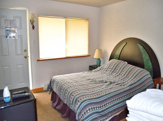 Photo 17: 14 room Motel for sale Vancouver island BC: Commercial for sale : MLS®# 878868