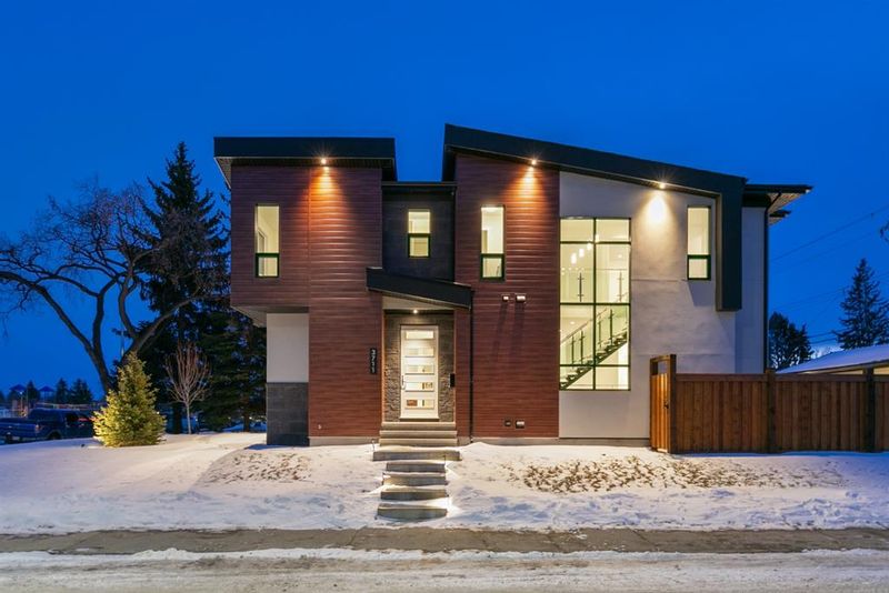 FEATURED LISTING: 3003 36 Street Southwest Calgary