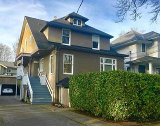 Photo 1: 435 W 14TH Avenue in Vancouver: Mount Pleasant VW Fourplex for sale in "Mount Pleasant / City Hall" (Vancouver West)  : MLS®# R2404997