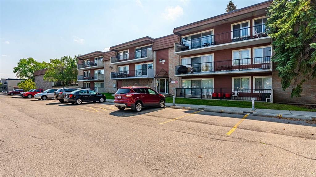Main Photo: 27B 231 Heritage Drive SE in Calgary: Acadia Apartment for sale : MLS®# A2077886