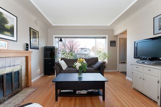 Photo 8: 3015 East 26th Avenue in Vancouver: Home for sale : MLS®# V944068