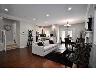 Photo 1: 2 7256 STRIDE Avenue in Burnaby: Edmonds BE 1/2 Duplex for sale (Burnaby East)  : MLS®# V911174