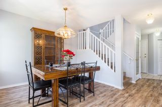 Photo 5: 502 13900 HYLAND ROAD in : East Newton Townhouse for sale : MLS®# R2258314
