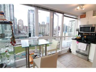 Photo 2: 1101 1188 RICHARDS Street in Vancouver: Yaletown Condo for sale in "PARK PLAZA" (Vancouver West)  : MLS®# V994715
