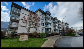 Photo 1: 109 1203 PEMBERTON Avenue in Squamish: Downtown SQ Condo for sale in "Eaglegrove" : MLS®# R2705410