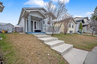 Photo 3: 117 Martinpark Way NE in Calgary: Martindale Detached for sale : MLS®# A2126828
