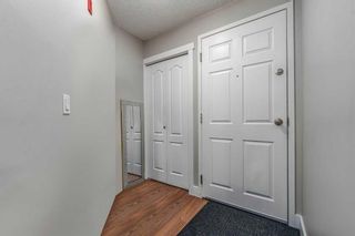 Photo 5: 210 10 Sierra Morena Mews SW in Calgary: Signal Hill Apartment for sale : MLS®# A2119874
