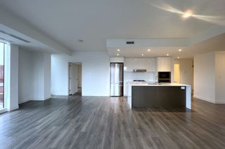 Photo 9: Bright and Spacious 2BR w/Den Corner Unit in Vancouver West (AR201)