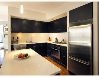 Photo 6: 2202 1055 HOMER Street in Vancouver: Downtown VW Condo for sale in "THE DOMUS" (Vancouver West)  : MLS®# V777326