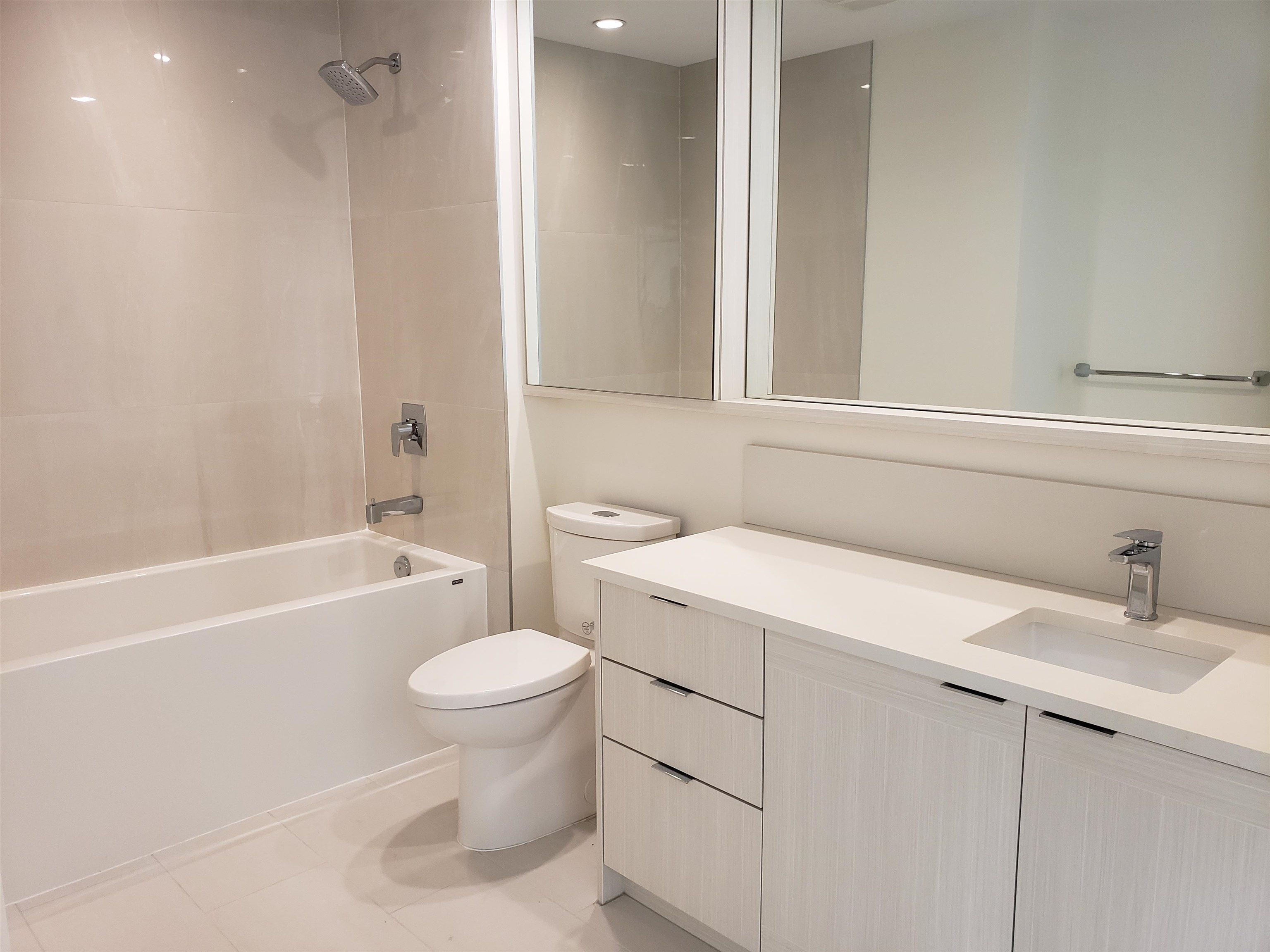 Photo 11: Photos: 506 5051 IMPERIAL STREET in Burnaby: Metrotown Condo for sale (Burnaby South)  : MLS®# R2626977