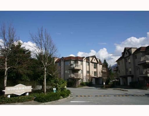 Main Photo: C309 40140 WILLOW Crescent in Squamish: Garibaldi Estates Condo for sale in "DIAMOND HEAD APARTMENTS" : MLS®# V684429
