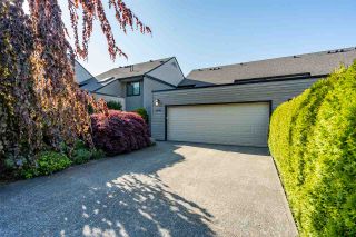 Photo 2: 3641 NICO WYND Drive in Surrey: Elgin Chantrell Townhouse for sale in "NICO WYND ESTATES" (South Surrey White Rock)  : MLS®# R2455204