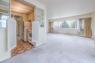 Photo 4: 503 5926 TISDALL Street in Vancouver: Oakridge VW Condo for sale in "OAKMONT PLAZA" (Vancouver West)  : MLS®# R2449149