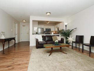 Photo 5: 119 290 Island Hwy in View Royal: VR View Royal Condo for sale : MLS®# 834766