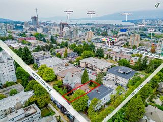 Photo 8: 1115 W 11TH Avenue in Vancouver: Fairview VW Duplex for sale (Vancouver West)  : MLS®# R2810824