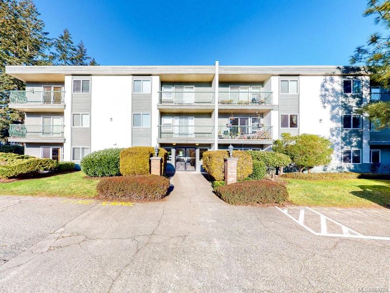 FEATURED LISTING: 104 - 178 Back Rd Courtenay