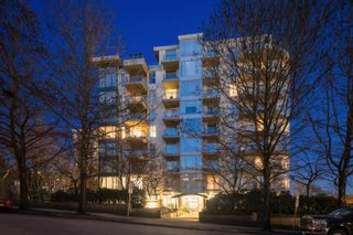 Photo 1: 503 588 16TH STREET in West Vancouver: Ambleside Condo for sale : MLS®# R2664582