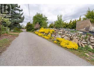Photo 11: 6008 Happy Valley Road in Summerland: House for sale : MLS®# 10305763