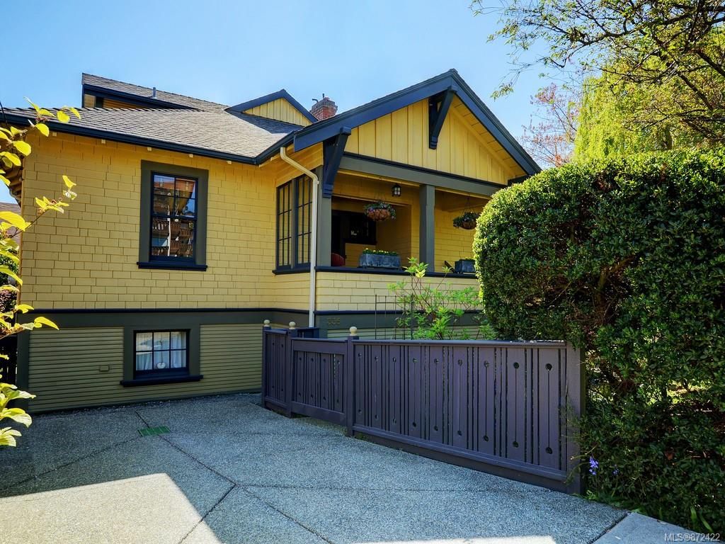 Main Photo: 335 Vancouver St in Victoria: Vi Fairfield West House for sale : MLS®# 872422