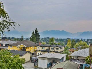 Photo 11: 5327 HALLEY Avenue in Burnaby: Central Park BS 1/2 Duplex for sale (Burnaby South)  : MLS®# V1093560