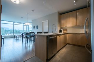 Photo 3: 705 2789 SHAUGHNESSY Street in Port Coquitlam: Central Pt Coquitlam Condo for sale in "The Shaughnessy" : MLS®# R2207238