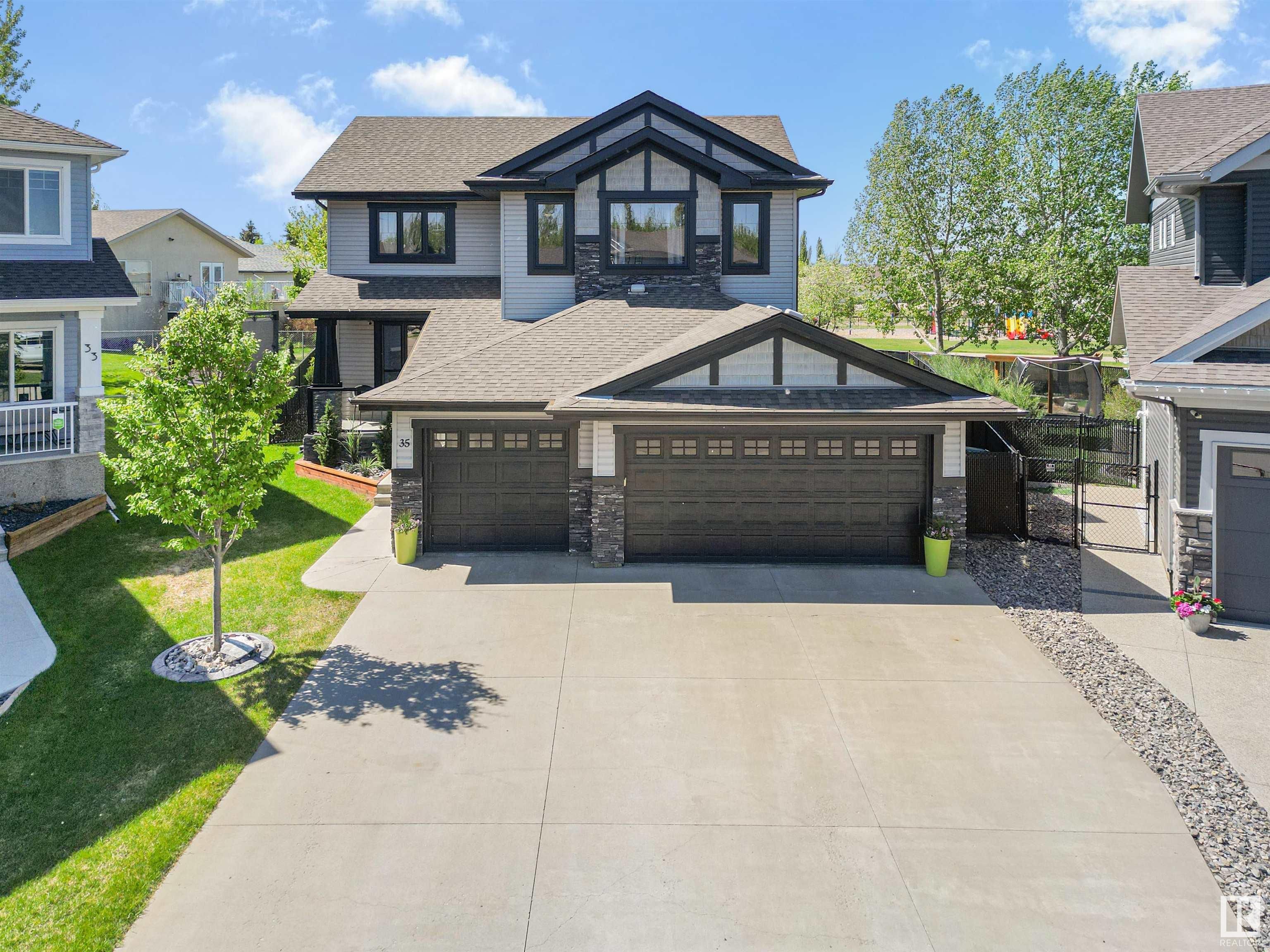 Main Photo: 35 DANFIELD Place: Spruce Grove House for sale : MLS®# E4341161