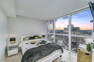 Photo 14: 1502 907 BEACH Avenue in Vancouver: Yaletown Condo for sale in "CORAL COURT" (Vancouver West)  : MLS®# R2457774