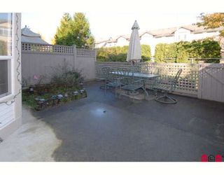 Photo 10: 301 16233 82ND Avenue in Surrey: Fleetwood Tynehead Townhouse for sale in "THE ORCHARDS" : MLS®# F2728086