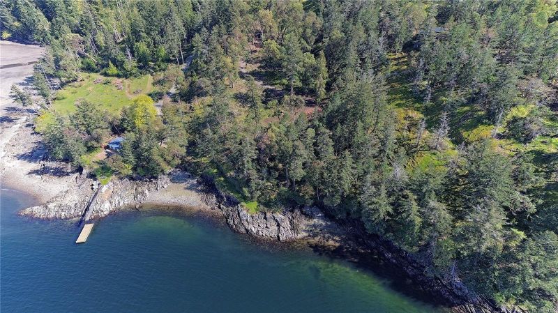FEATURED LISTING: 138 Narrows West Rd Salt Spring