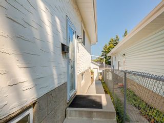 Photo 44: 2418 98 Avenue SW in Calgary: Palliser Duplex for sale : MLS®# A1025542