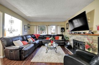 Photo 5: 14708 69A Avenue in Surrey: East Newton House for sale in "East Newton" : MLS®# R2658173