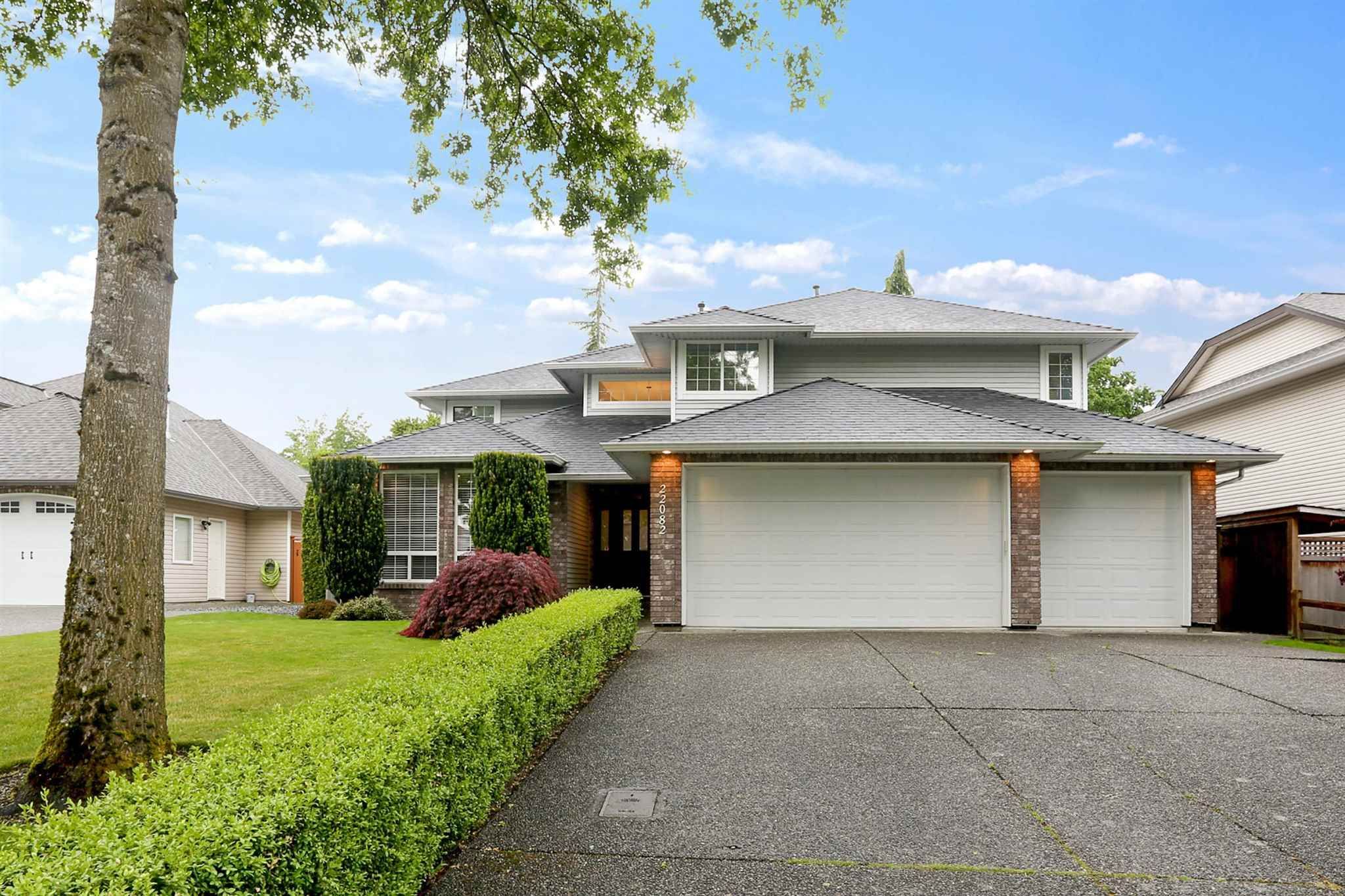 Main Photo: 22082 46 Avenue in Langley: Murrayville House for sale : MLS®# R2599435