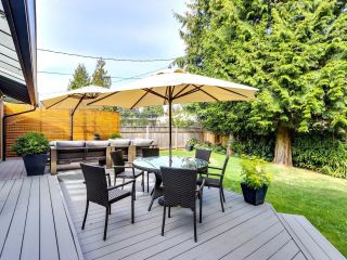 Photo 12: 904 GLENORA Avenue in North Vancouver: Edgemont House for sale : MLS®# R2724736