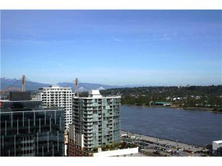 Photo 1: 2301 892 CARNARVON Street in New Westminster: Downtown NW Condo for sale in "AZURE 2" : MLS®# V1115855