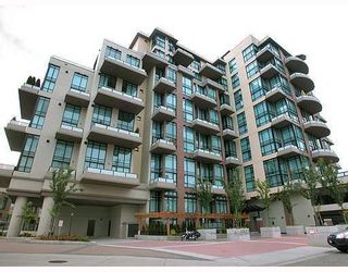 Photo 1: 210 10 RENAISSANCE Square in New_Westminster: Quay Condo for sale in "MURANO LOFTS" (New Westminster)  : MLS®# V672600