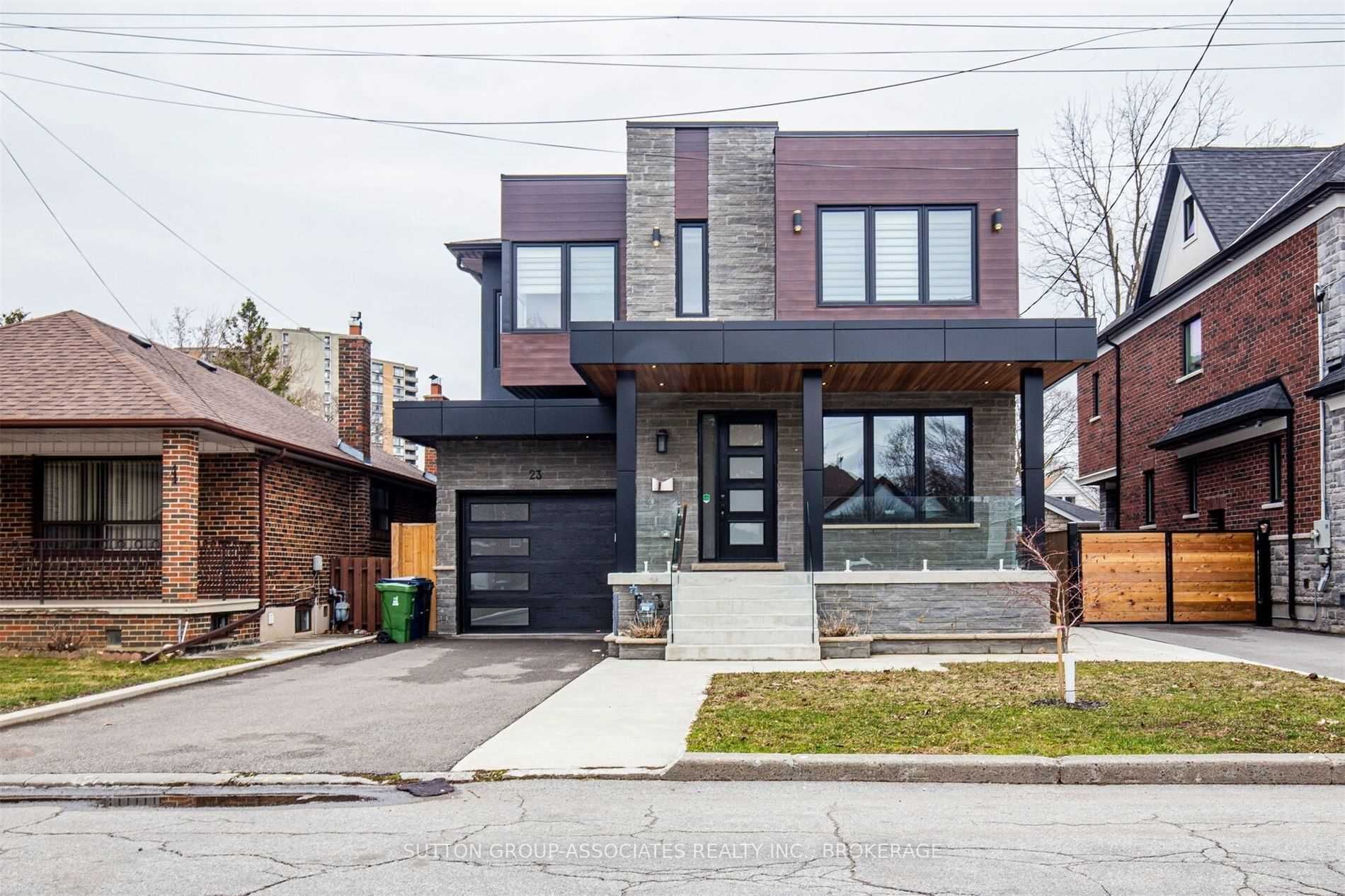 Main Photo: 23 Monarchdale Avenue in Toronto: Brookhaven-Amesbury House (2-Storey) for sale (Toronto W04)  : MLS®# W6013531