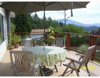 Photo 2: 717 CRUCIL Road in Gibsons: Gibsons &amp; Area House for sale (Sunshine Coast)  : MLS®# V665835